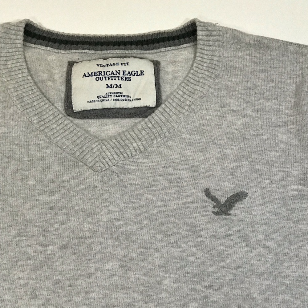 American Eagle Vintage Fit Men’s Sweater - Picture 3 of 3